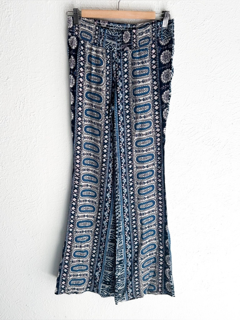 Billabong Boho Wide Flare Pants Blue & White Printed Small